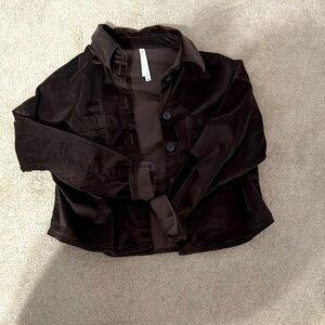 Corduroy cropped jacket.